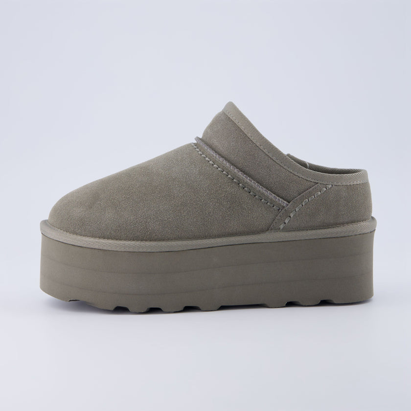 Huggy Shearling Platform Clogs
