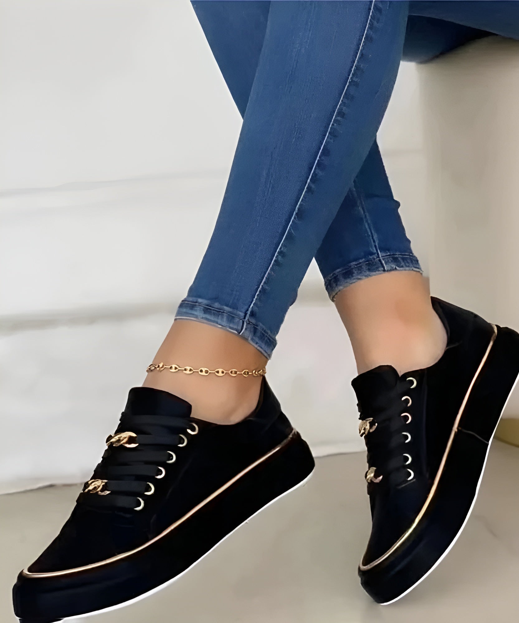 Luna Platform Sneakers Gold Chain Detail